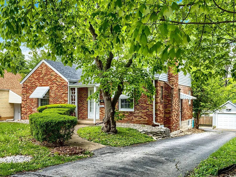 12 Spring Dr — Photo 3