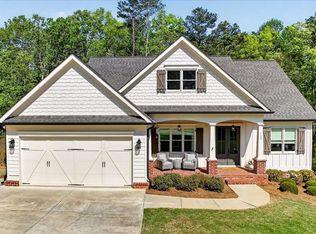 122 Brookfield Ct SE, White, GA 30184