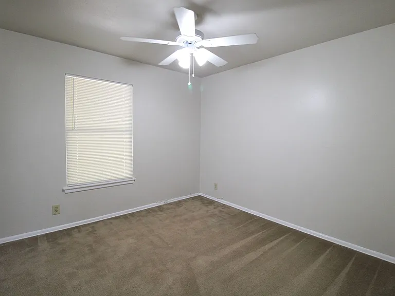 4102 Waikiki Dr — Photo 18