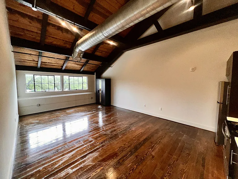 The Sanctuary Lofts — Photo 4