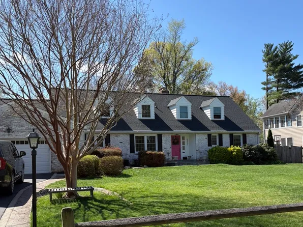 6427 Quincy Pl, Falls Church, VA 22042