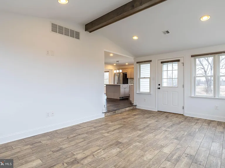 413 Red Lion Rd — Photo 15