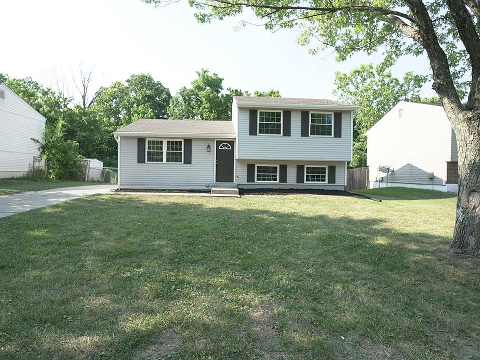1st image of 2004 Woodcrest Dr