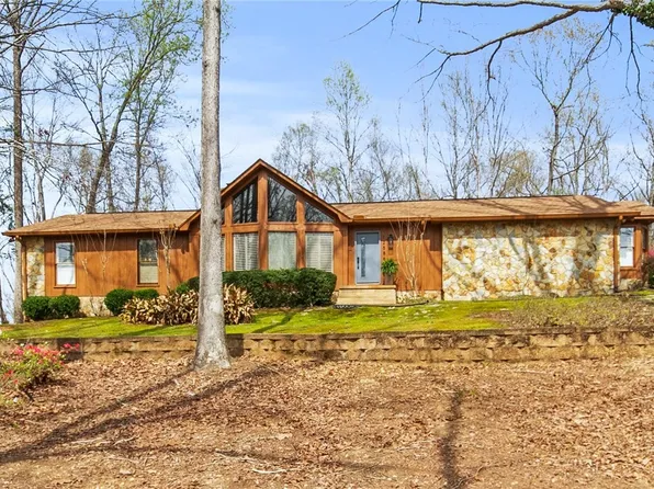 12586 Jefferson Dr, Duncanville, AL 35456