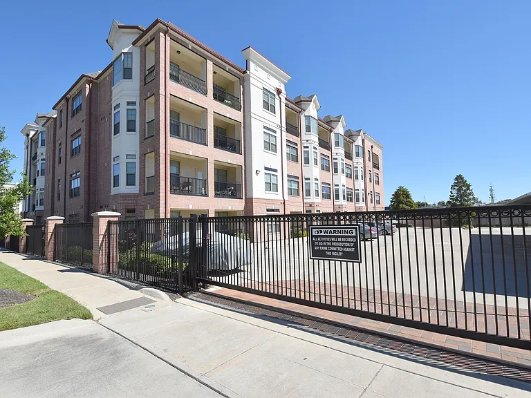 Midtown Grove — Photo 45