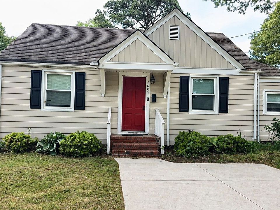 1st image of 2605 Bapaume Ave