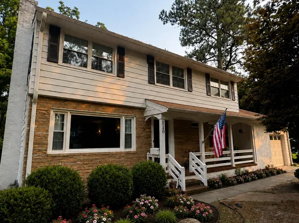 110 Dogwood Dr, Newport News, VA 23606