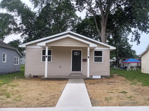 214 Cook Ave, Chaffee, MO 63740