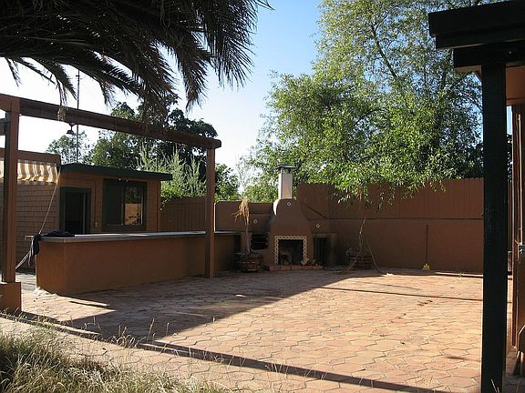 Large Patio And Party Area!!