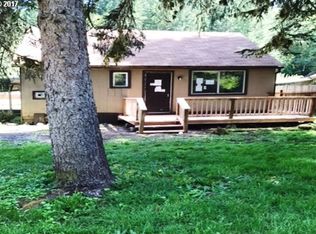 42261 Winberry Creek Rd, Fall Creek, OR 97438