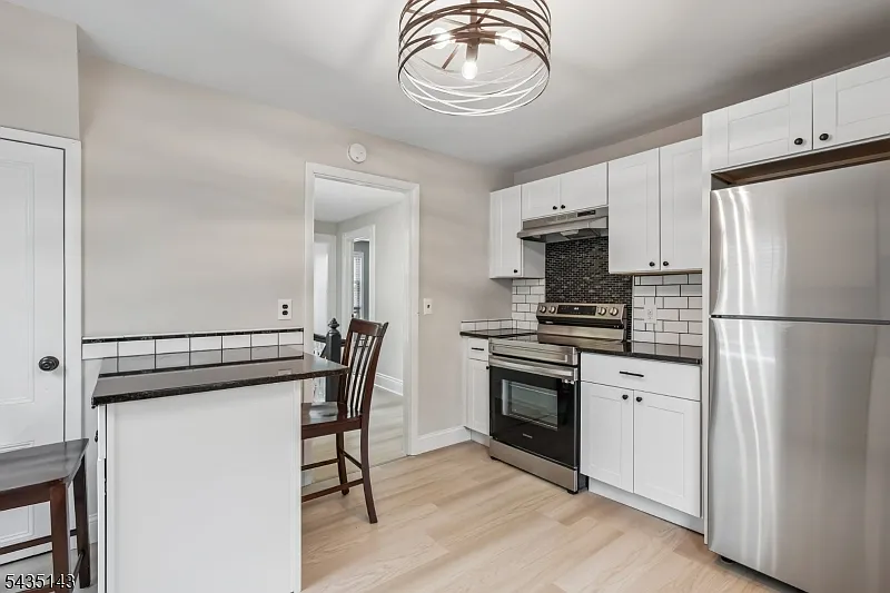 25 Atno Ave #2