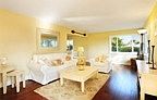 Santa Barbara, Beautifully remodeled Three BR plus