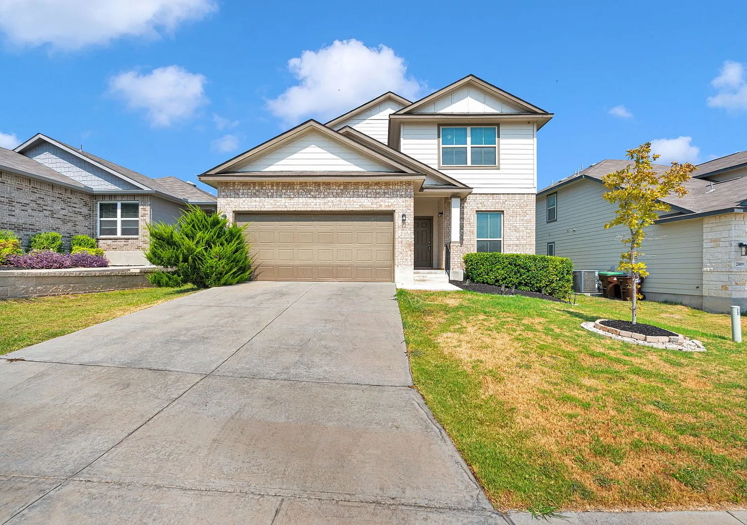 Charming 4-Bedroom Home in Texas Research Park Community Amenities & Prime Location! — Photo 1
