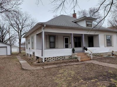 213 S Purdy Ave, Lyons, KS, 67554