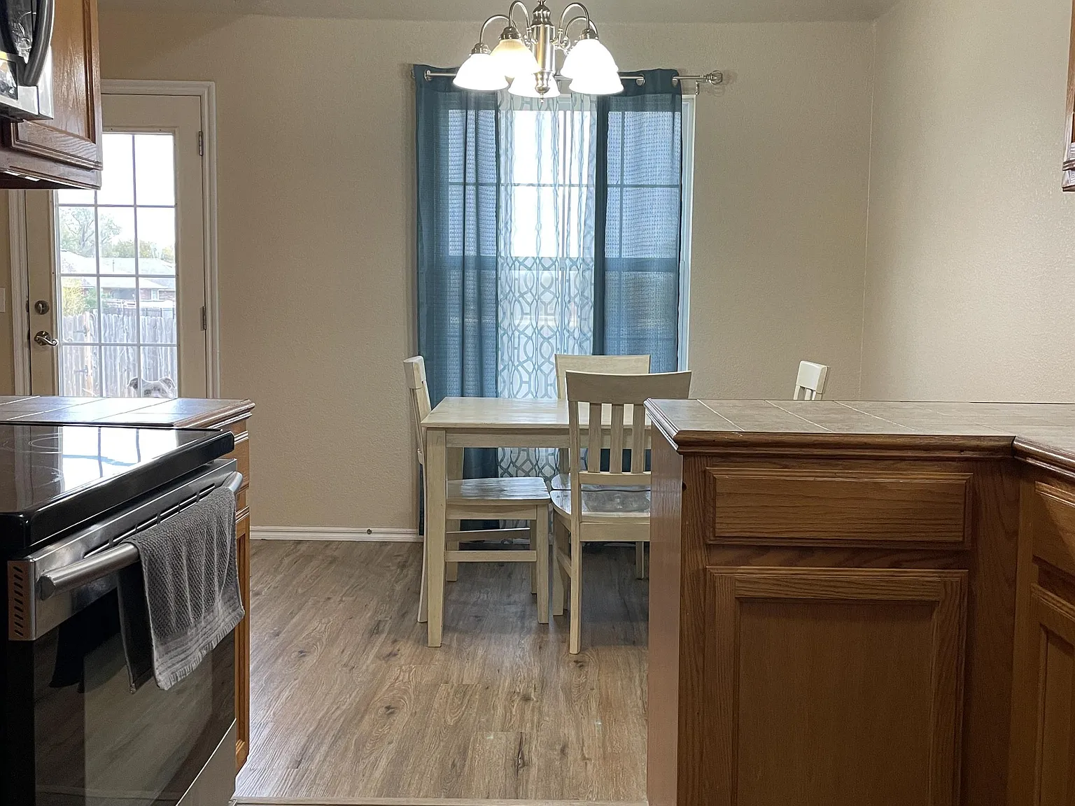 2513 Queenston Avenue - 1 — Photo 4