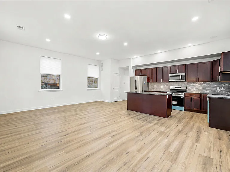 514 Ryers Ave #B — Photo 14