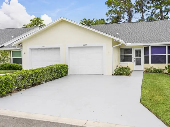 8187 SE Fox Hill Place, Hobe Sound, FL 33455