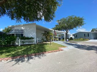 135 Choo Choo Ln, Valrico, FL 33594