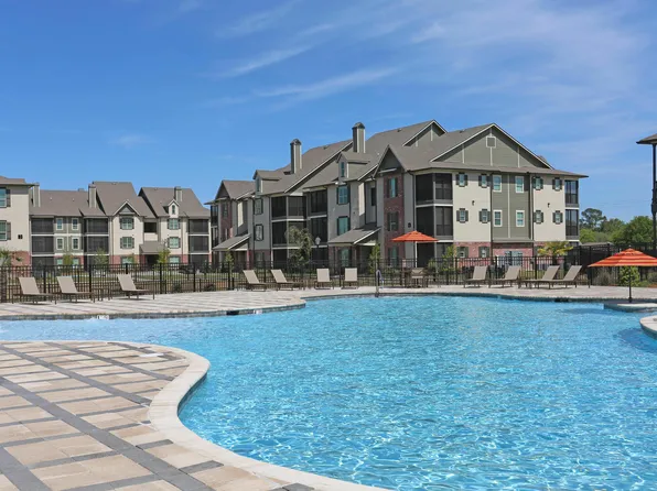 Acadia Villas Apartment Homes for Rent