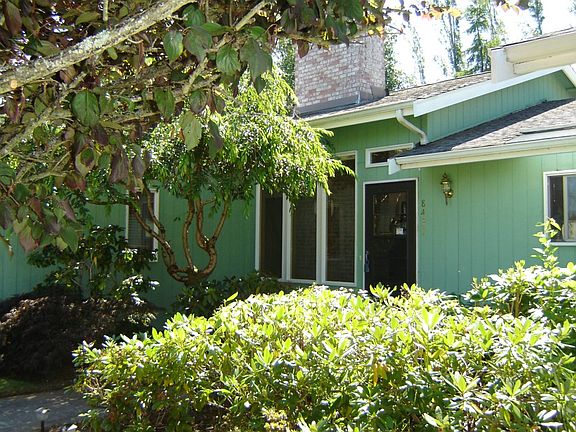 5th image of 8439 Seafair Ct