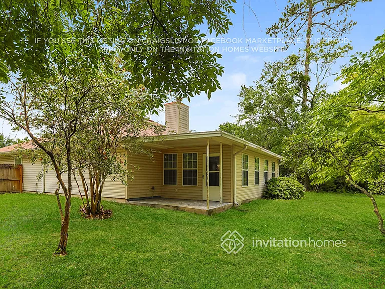 11275 Chertsey Ln — Photo 15