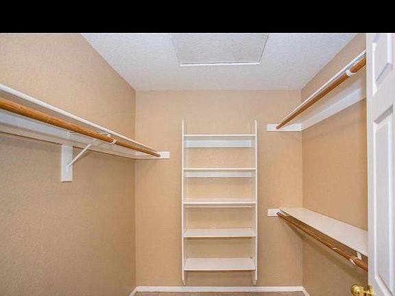 3rd image of 15247 Flagstaff St