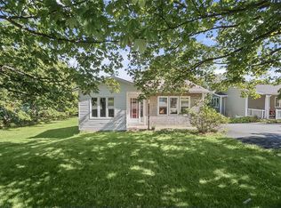 32 Warfords Rd, Conception Bay South, NL A1X4E3