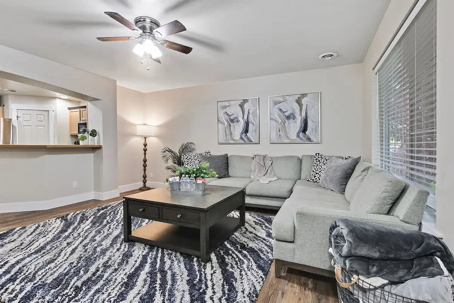 4 bed, 2.0 bath, 742 sqft, $7,473 — Photo 2