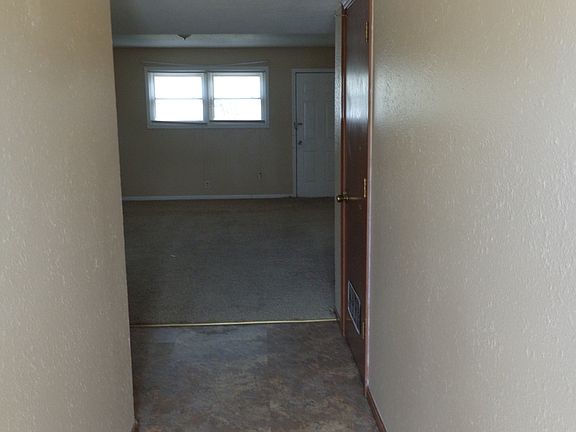 2nd image of 822 S Madison St APT A
