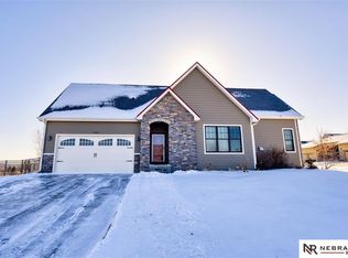 15657 Himebaugh Cir, Omaha, NE 68116