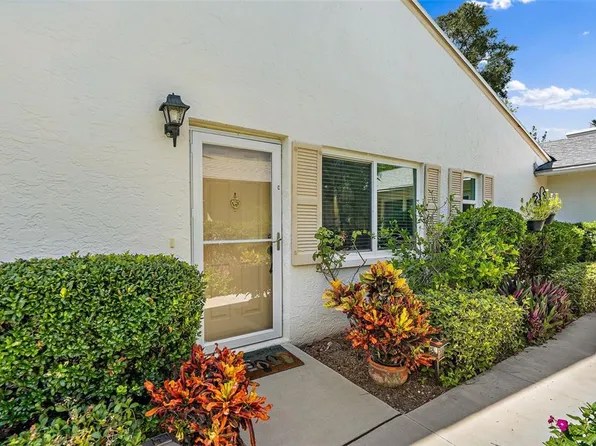 3300 38th Way S APT C, Saint Petersburg, FL 33711