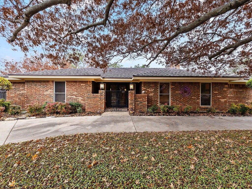 3829 Arborlawn Dr, Fort Worth, TX 76109 Zillow