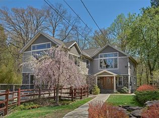 100 College Hill Rd, Montrose, NY 10548