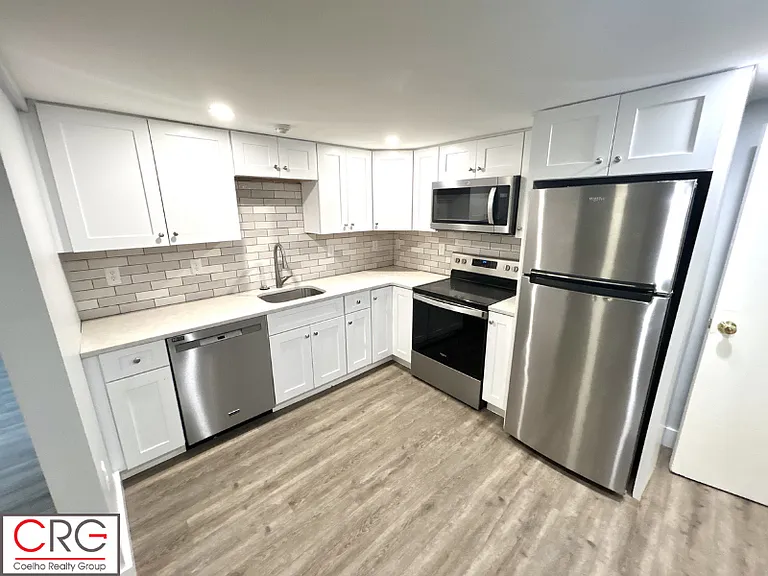 2 Meacham St #7 — Photo 1