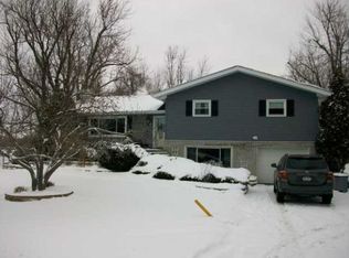 9410 Roll Rd, Clarence Center, NY 14032