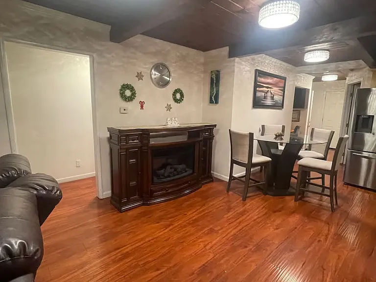 23032 Ida Ln — Photo 2