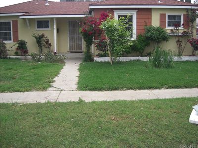 6916 Bertrand Ave, Reseda, CA, 91335