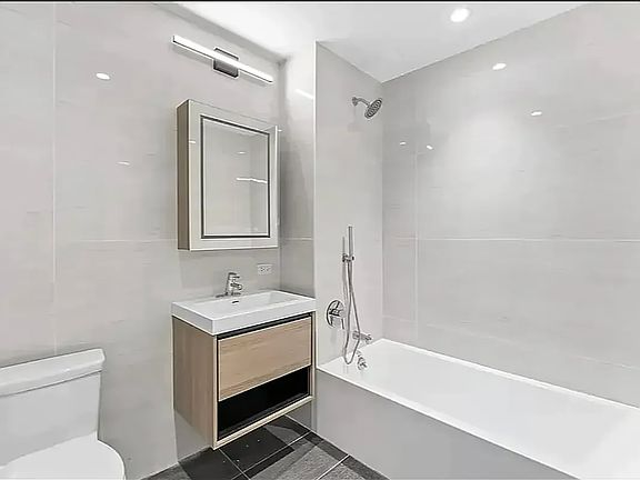 5th image of 43-25 52nd St #4GG