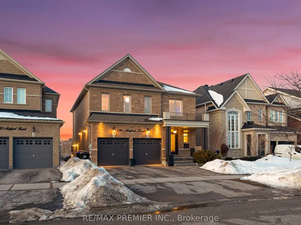 196 Aishford Rd, Bradford West Gwillimbury, ON L3Z 0P4