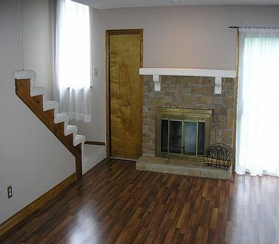 2nd image of 5139 Russell St