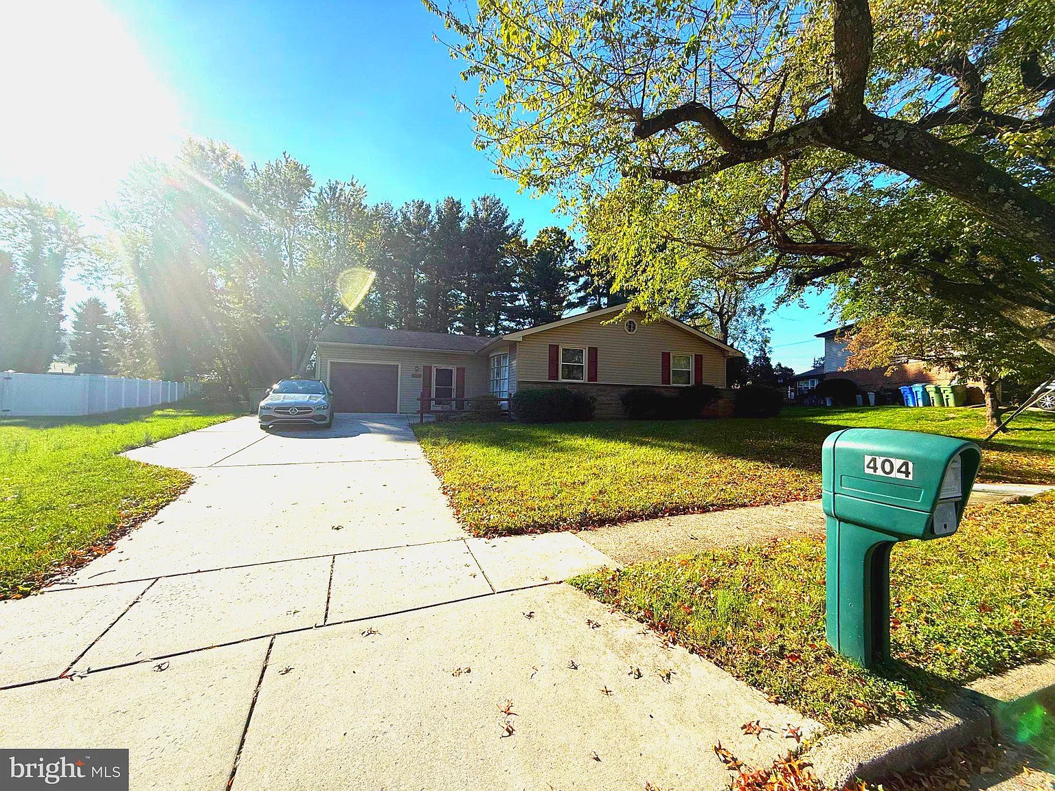3 bed, 2.0 bath, 1794 sqft, $3,000 — Photo 1