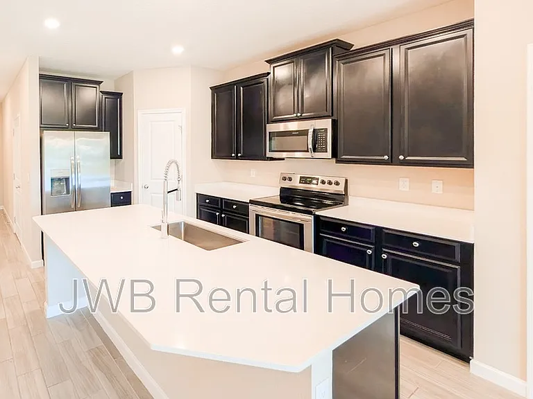 7236 Jemmah Ln — Photo 3
