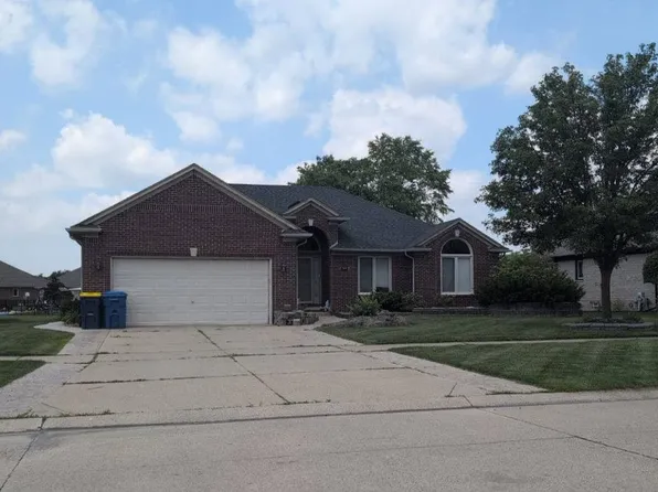 50653 Shenandoah Dr, Macomb, MI 48044