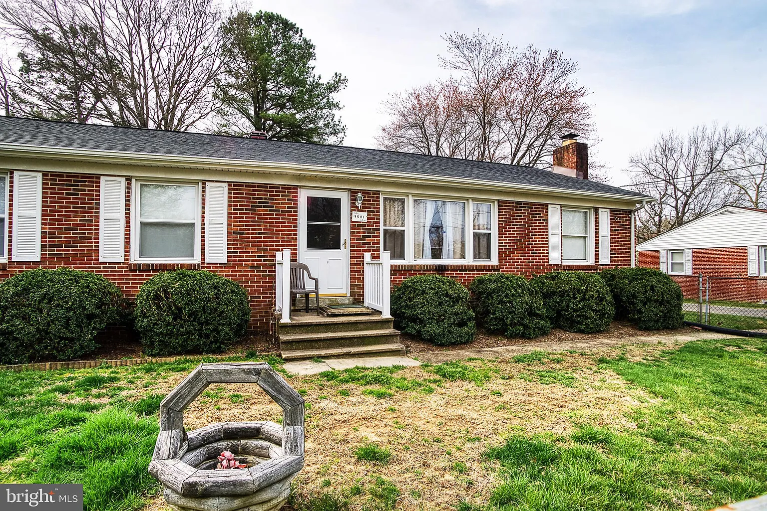 9581 Kline Dr photo 1
