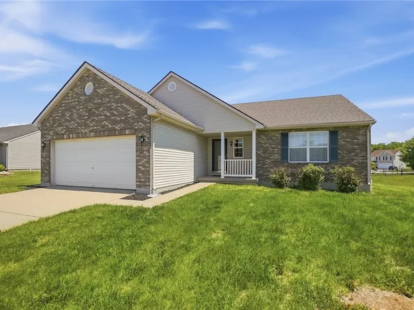 22 Meadowcrest Dr, Franklin, OH 45005