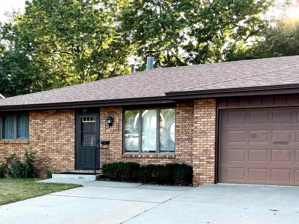 935 Cherry Ln, Seward, NE 68434