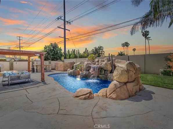 17267 Santa Isabel St, Fountain Valley, CA 92708