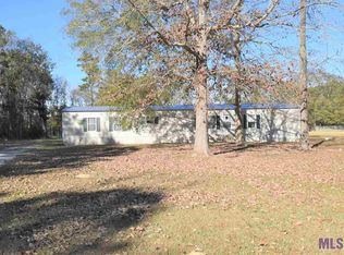 11035 Hummingbird Rd, Denham Springs, LA 70726