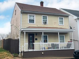 15 4th St, Mifflintown, PA 17059