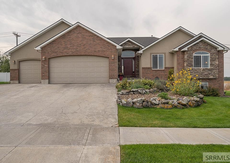 1st image of 4670 Pevero Dr